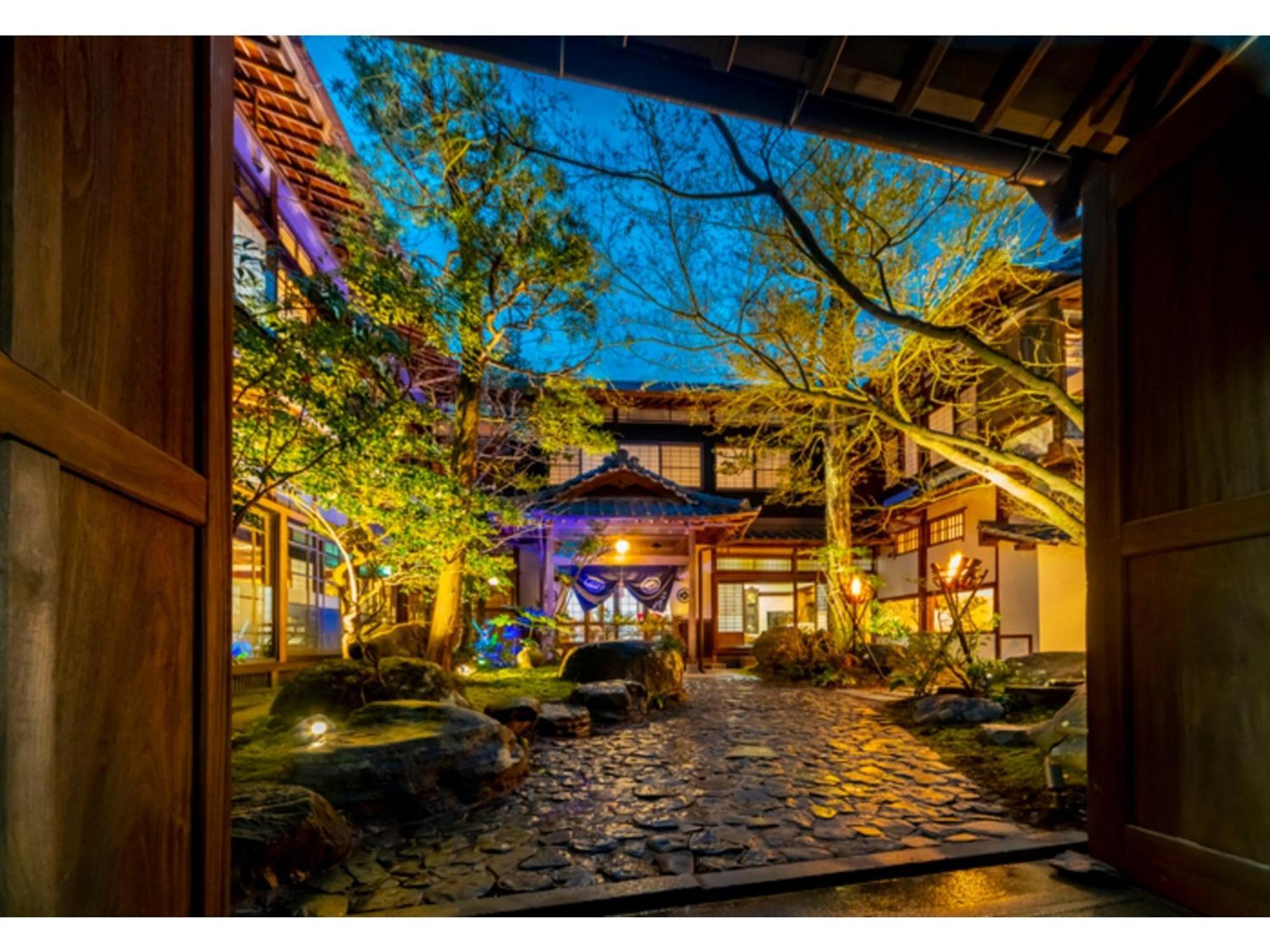 Shiseki Ryokan Kagetsu Taishoukan - Vacation Stay 48535V Такео Экстерьер фото
